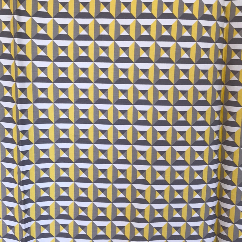 Yellow White Gray 3D Geometric Shower Curtain🌪 - Picture 3 of 7